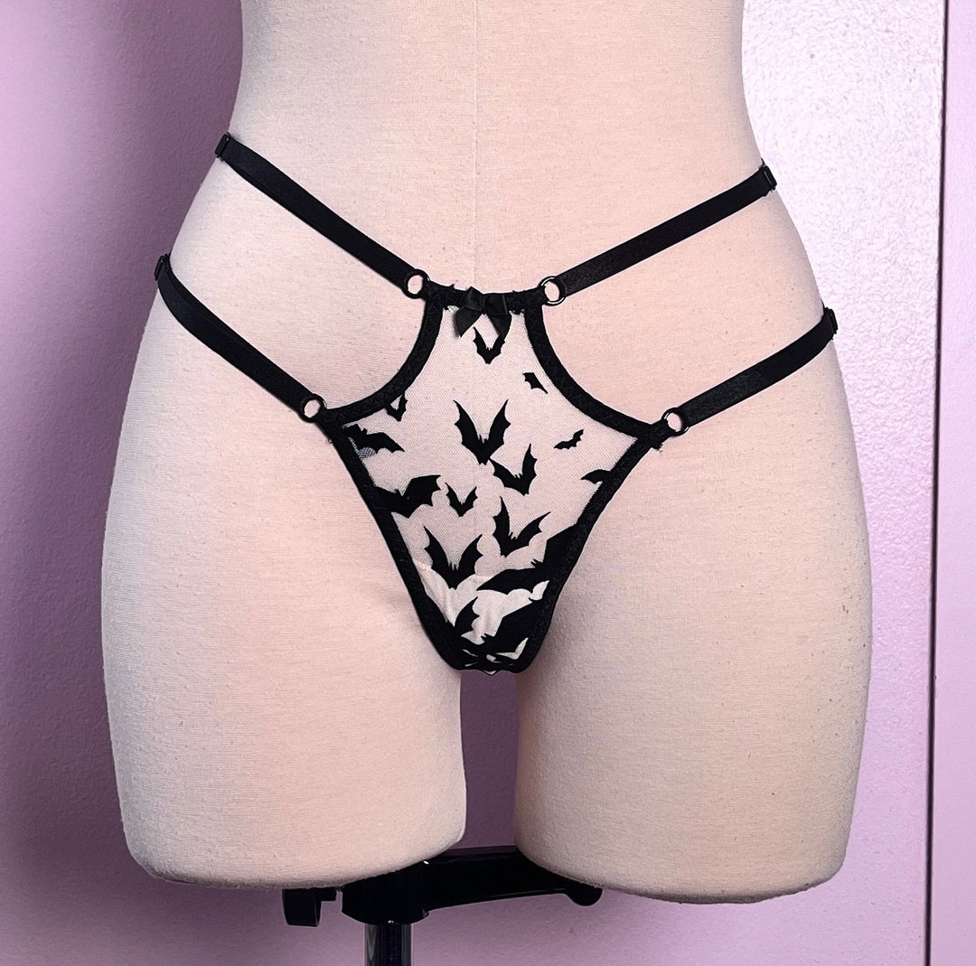Bat strappy panty
