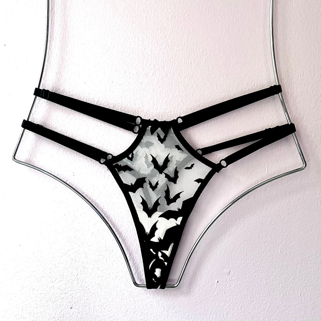 Bat strappy panty
